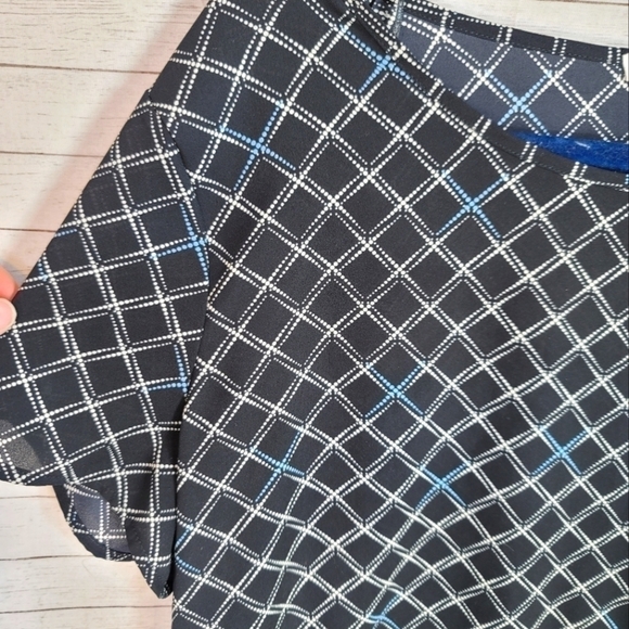 PLEIONE GEOMETRIC BLACK, WHITE & BLUE BLOUSE, SZ SMALL - Picture 3 of 8